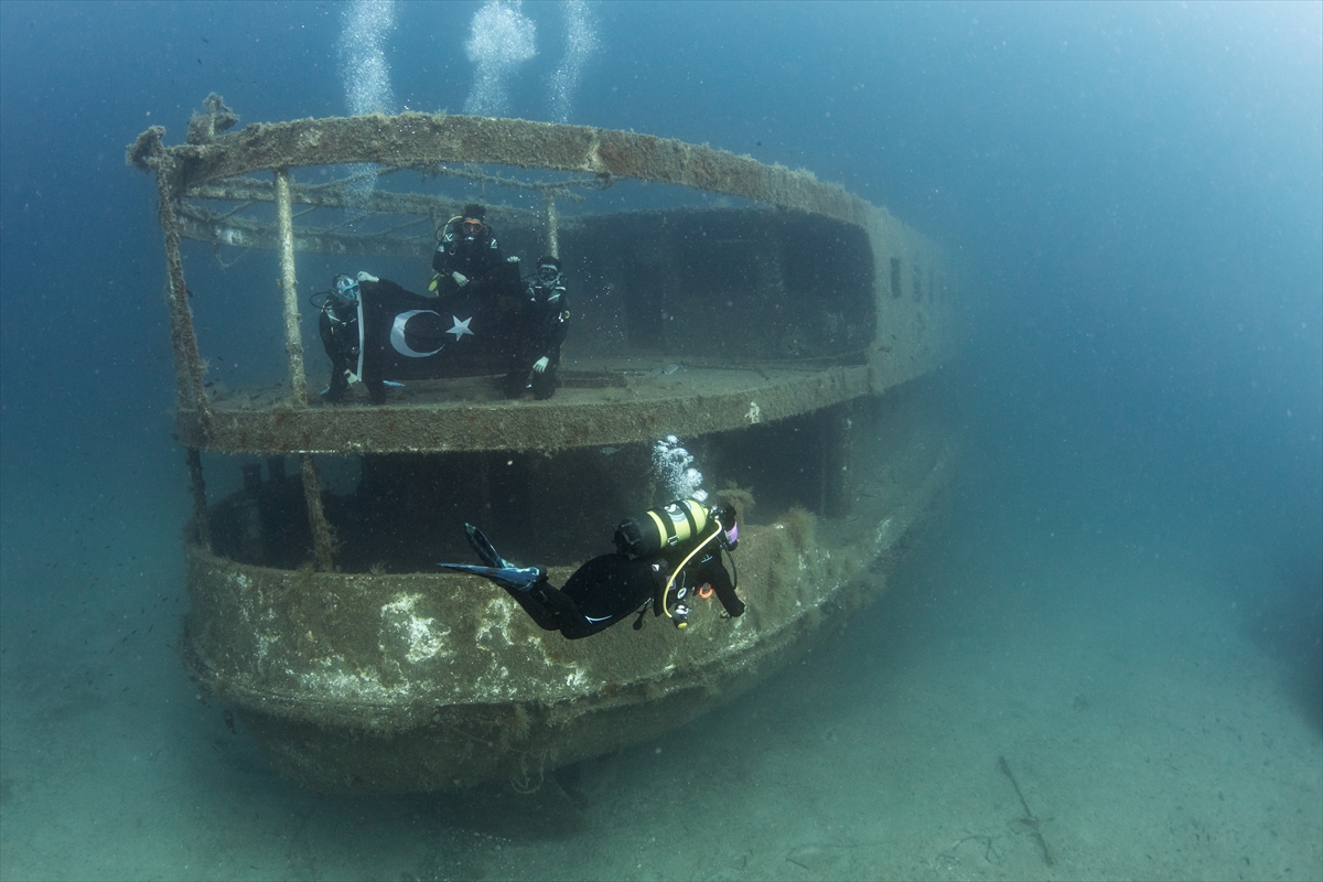 Karaburun'un su altı güzellikleri