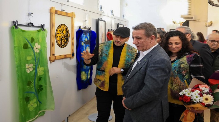  Aşk Bir Direniştir  keçe sergisi Efeler de sanatseverlerle buluştu