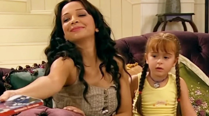  Bez Bebek le tanınan Asena Keskinci den Evrim Akın la ilgili şok iddia: Hl babamla birlikte