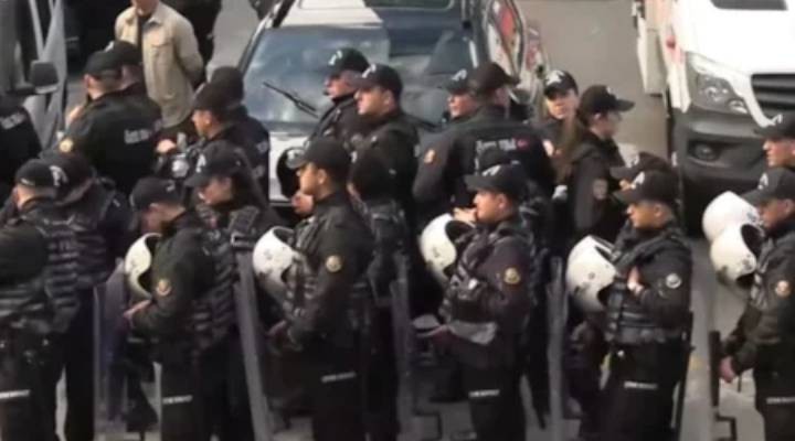  Genel Merkeze polis girsin  talebi Kılıçdaroğlu na yakın vekilleri de isyan ettirdi