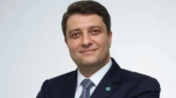 İYİ Parti İstanbul Milletvekili Ersin Beyaz istifa etti