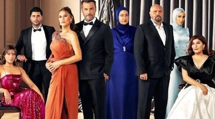  Kızılcık Şerbeti nde bir ayrılık daha!  Koca üç sezon, onca emek, yorgunluklar... 