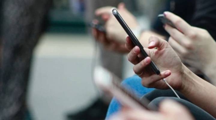 1 Ocak tan itibaren geçerli olacak: Tüm telefon sahiplerinden bu para kesilecek