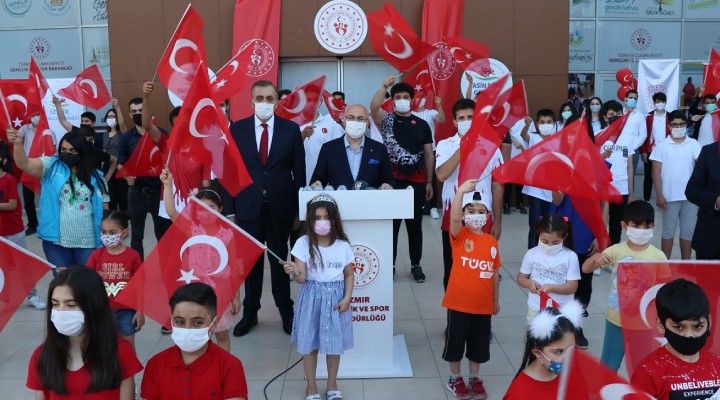 19.19 da İstiklal Marşı...