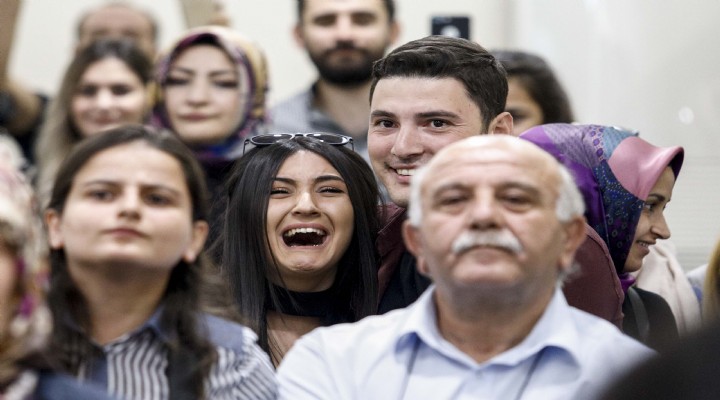 20 bin sözleşmeli öğretmenin ataması yapıldı