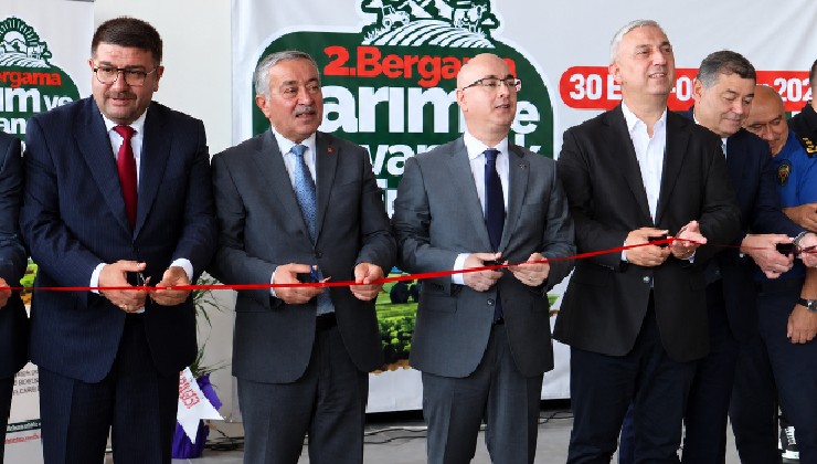 2. Bergama Tarım ve Hayvancılık Fuarı törenle açıldı