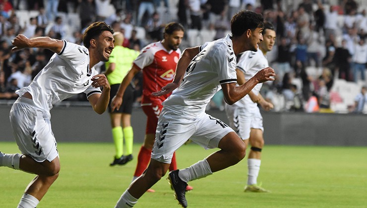Altay evinde Eskişehirspor'la rakip