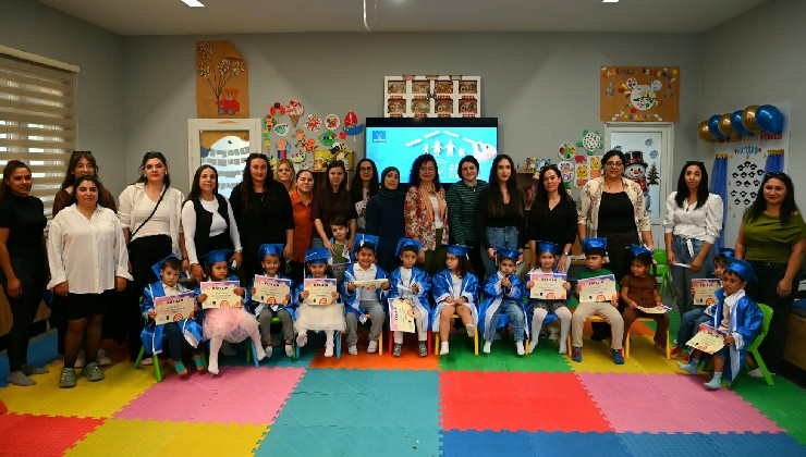 Anne Baba Çocuk Merkezi'nde 38. mezuniyet coşkusu