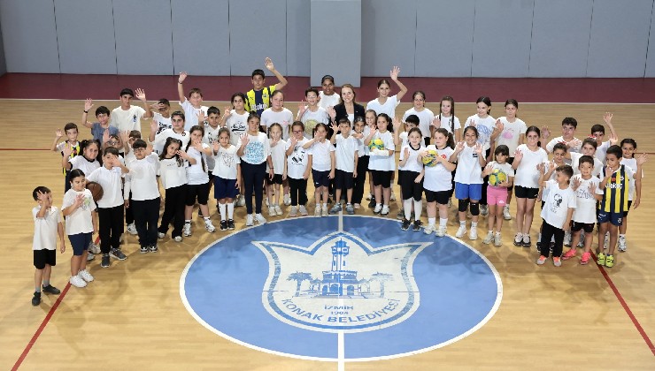 Başkan Mutlu Kış Spor Okulları’nda çocuklarla buluştu