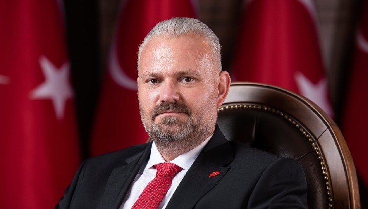 Başkan Pehlivan duyurdu... 2 meclis üyesi AK Parti'ye geçti