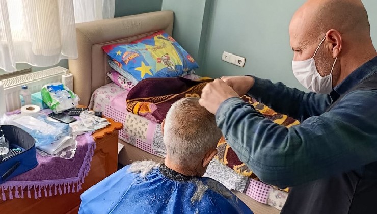 Başkan Yetişkin’le Efeler’de dayanışma zinciri büyüyor