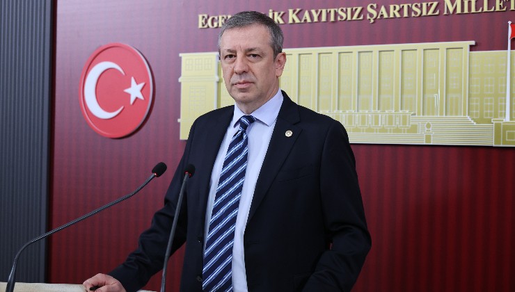 CHP'li Türeli'den Tugay'a istifa çağrısı: İzmirlilerin iradesini beraberinde götüremez
