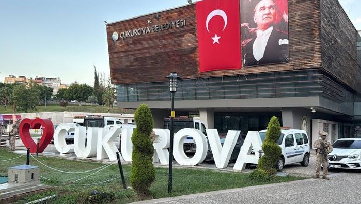 Çukurova Belediyesi'ne operasyon: Çok sayıda gözaltı kararı var