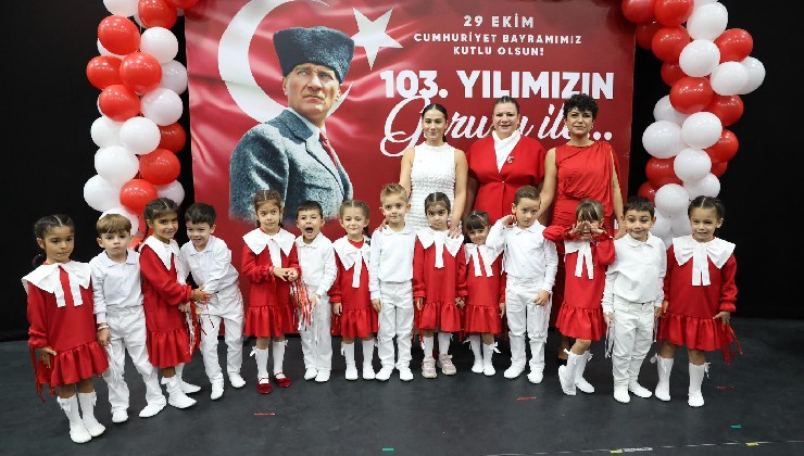 Didim Belediyesinden miniklerle Cumhuriyet Bayramı kutlaması