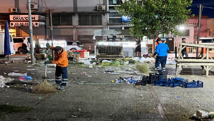 Efeler Belediyesi'nden semt pazarlarına detaylı temizlik