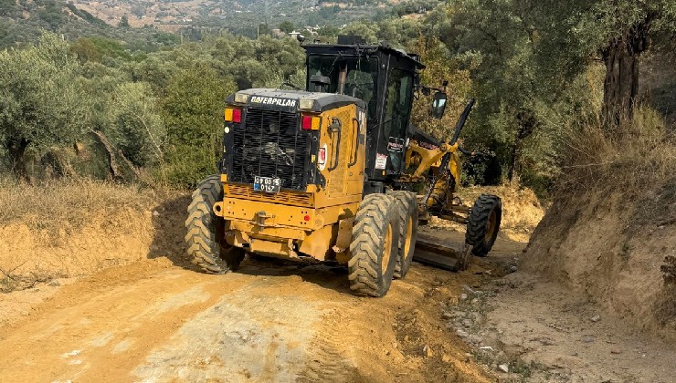 Efeler’de hasar gören tarım arazi yolları açılıyor