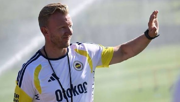 Fenerbahçe, Dirk Kuyt'a emanet