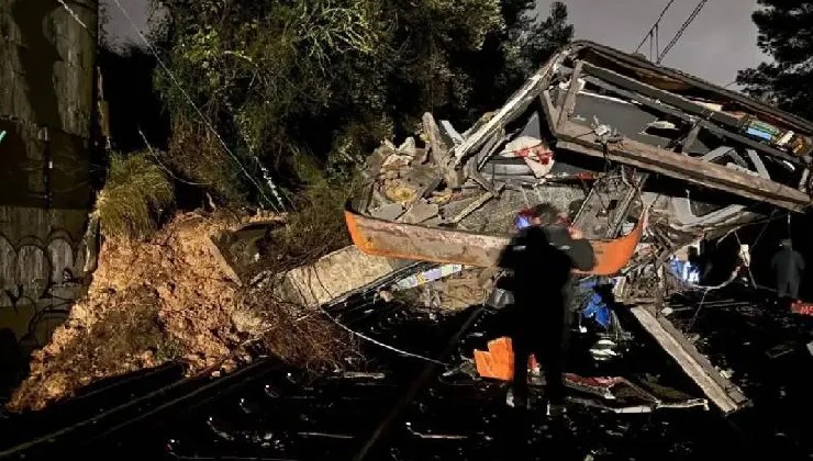 İspanya'da iki yolcu treni çarpıştı: 46 ölü, 150 yaralı
