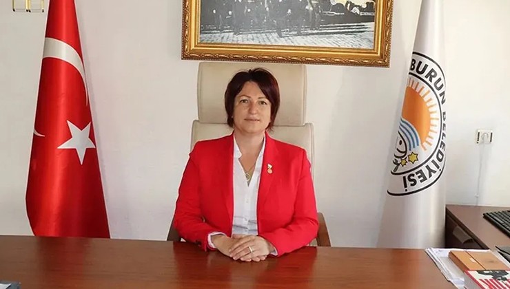 Karaburun Belediye Başkanı Erdoğan, Yeni Parti'den istifa etti