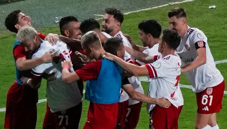 Karşıyaka Ayvalık deplasmanında
