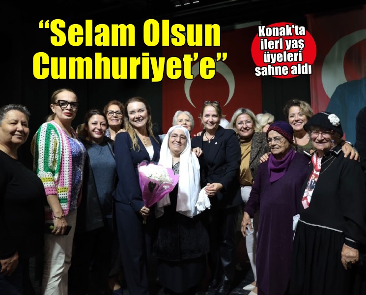 Konak’ın çınarlarından unutulmaz Cumhuriyet gösterisi