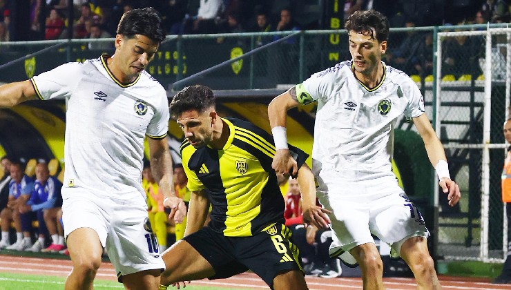 Menemen FK'da seri bitti