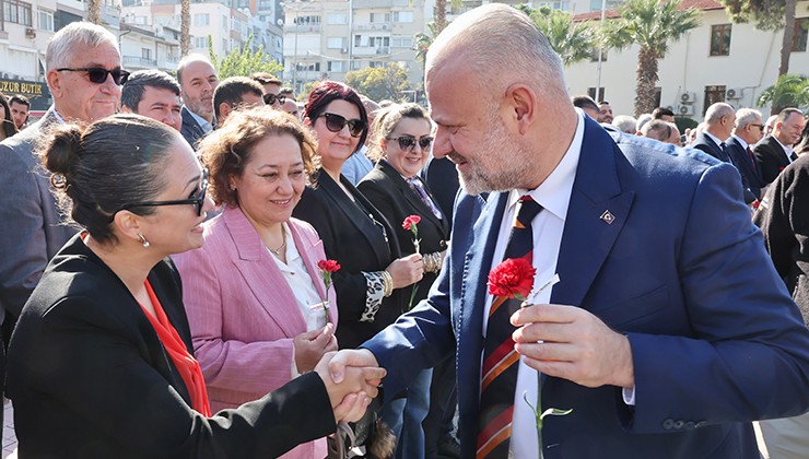 Menemen'de Muhtarlar Günü törenle kutlandı