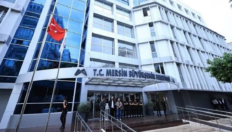 Mersin Büyükşehir Belediyesi Meclisi'nde başkanvekili seçimi başladı