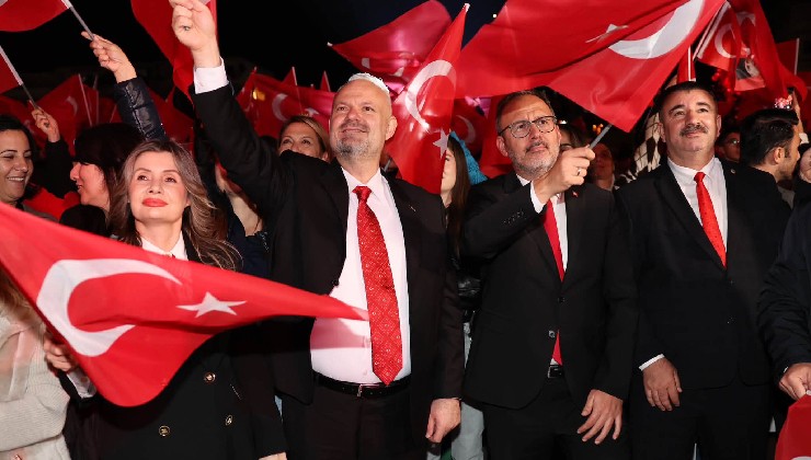 Pehlivan: Cumhuriyeti 365 gün yüreğimizde taşıyoruz