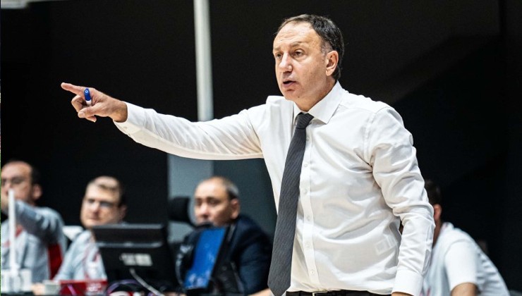 Petkimspor evinde teslim oldu
