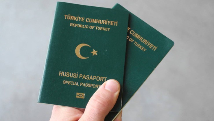 Yeşil pasaport için yeni teklif: 6 meslek grubuna daha vizesiz seyahat yolu