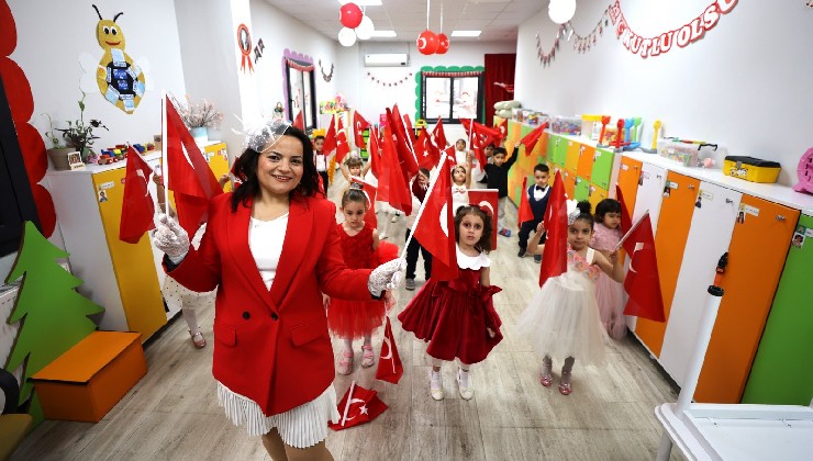 Yunusemre’de minikler Cumhuriyet coşkusunu yaşadı