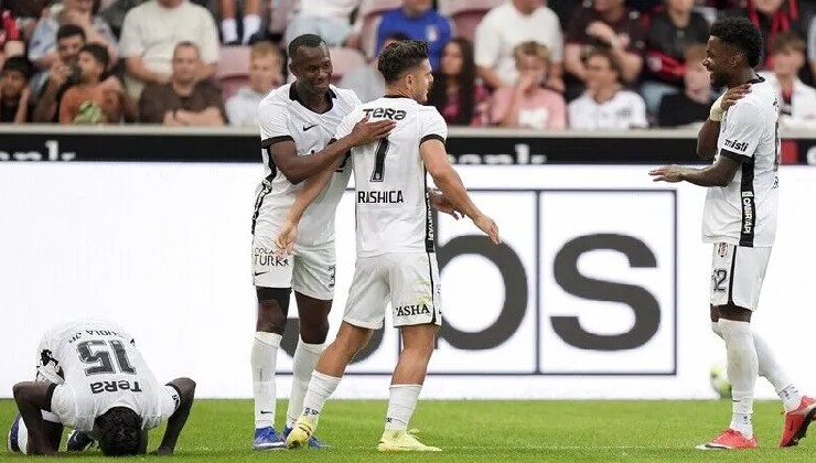 Beşiktaş Avrupa Ligi'nde turladı