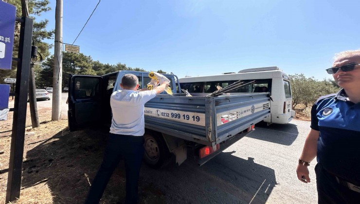 Bornova’da görsel kirliliğe zabıta freni