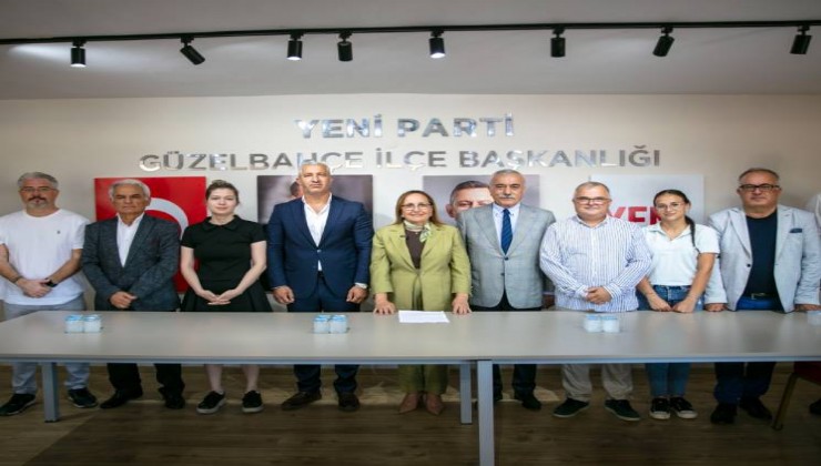 Güzelbahçe’de Yeni Parti’ye toplu katılım