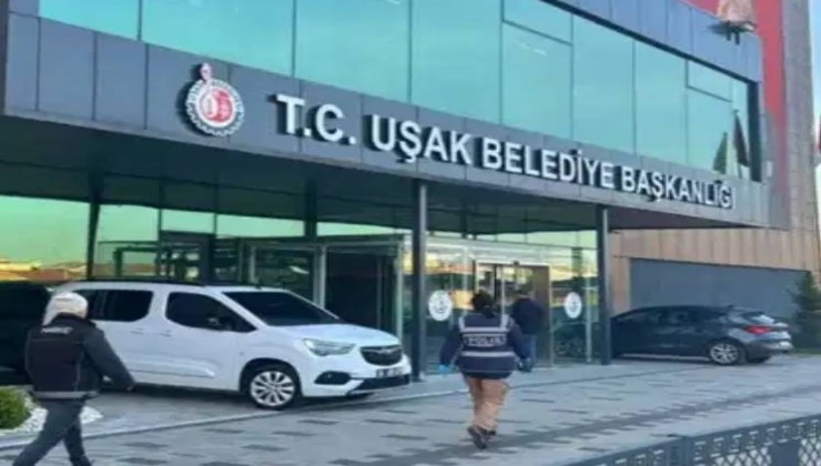 Uşak Belediyesi'ne operasyon: 17 gözaltı