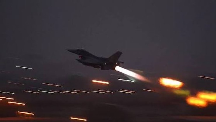 'Türk jetleri az kalsın İsrail'e karşı havalanıyordu'