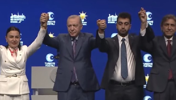 Rozetler takıldı... CHP'li başkanlar AK Parti'de!