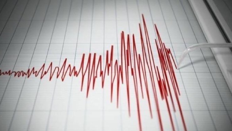 AFAD duyurdu: İzmir açıklarında 3.7 büyüklüğünde deprem