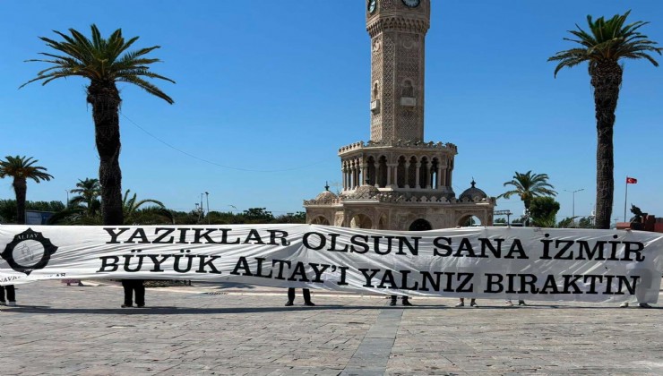 Altay'ın pankartı meydanlarda