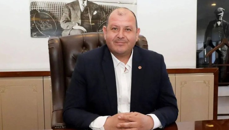 Başkan Çiçek'ten o yazışmalarla ilgili suç duyurusu!