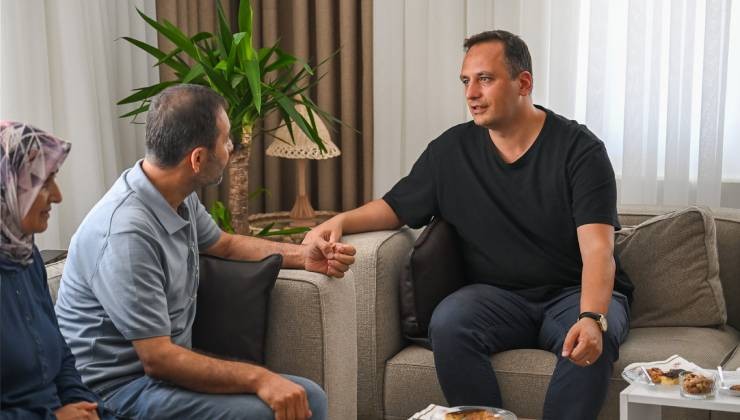 Başkan Eşki’den Bornovalı şehidin ailesine ziyaret