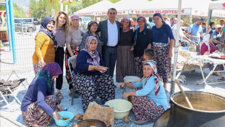 Başkan Yetişkin Pınardere’de vefa ile hizmeti buluşturdu