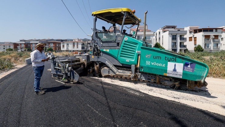 Bergama’da yollar yenileniyor, ulaşım daha güvenli hale geliyor