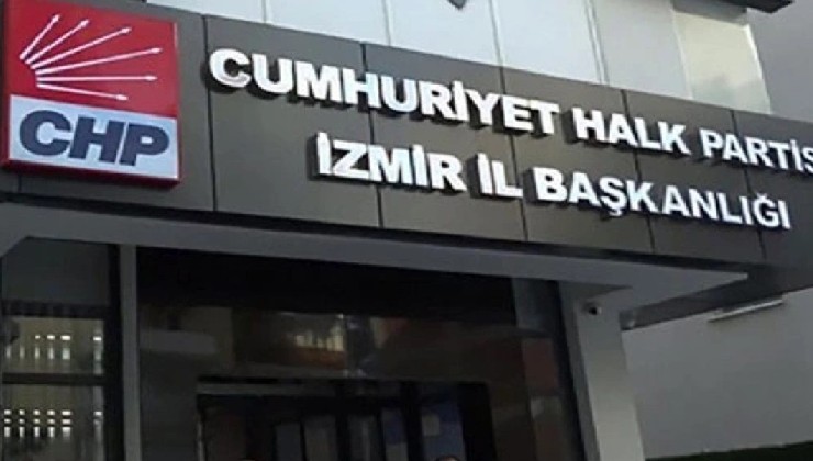 CHP İzmir'de 10 ilçeye atama yapıldı