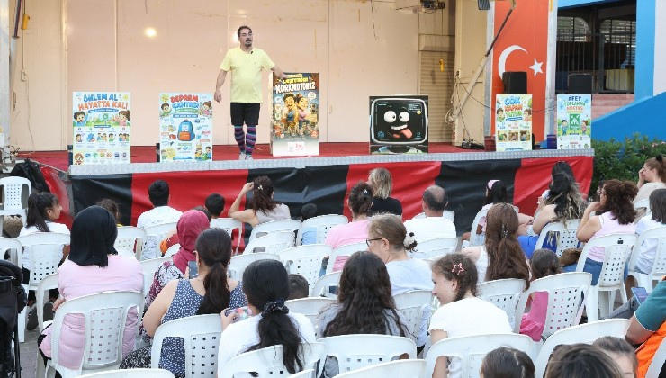 Çiğli'de 'Mahalle Tiyatro Günleri' başladı