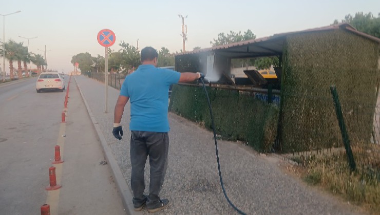 Didim'de ilaçlama seferberliği sürüyor