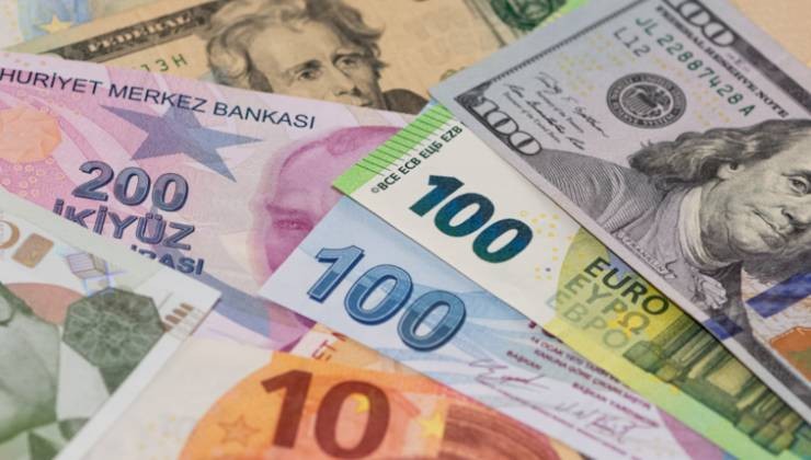 Dolar tarihi zirvesini yeniledi