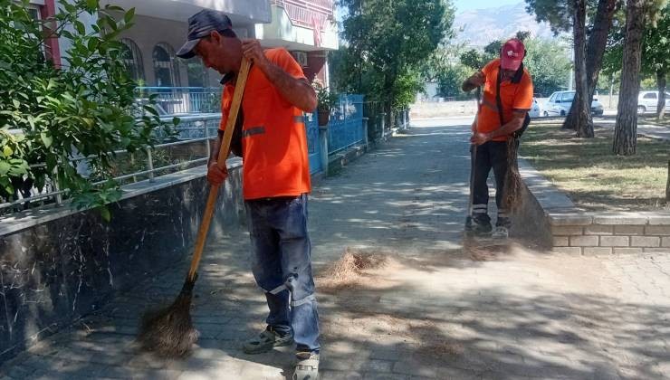 Efeler’de temizlik faaliyetleri aralıksız devam ediyor