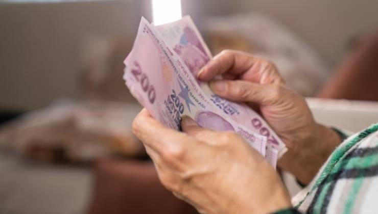 Emekli ve memur maaşlarında dengeler değişti